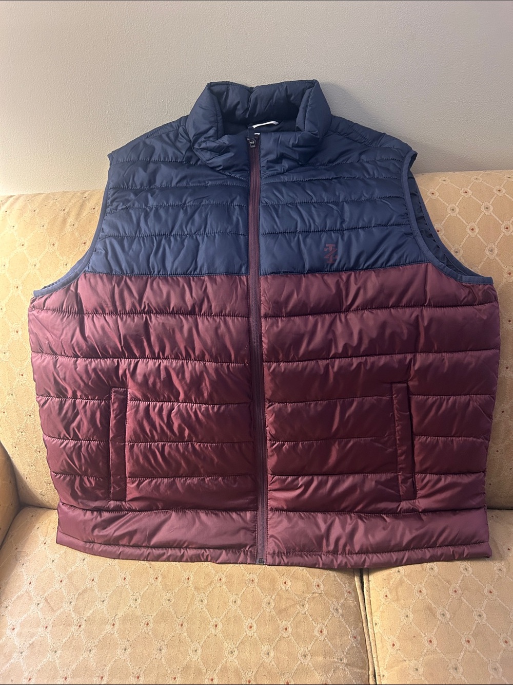 IZOD Men's Quilted Two-Tone Puffer Vest - Navy & Burgundy